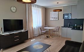 B2B Apartments